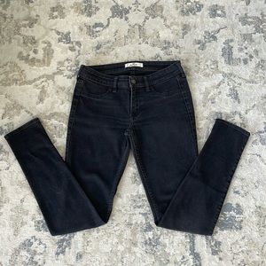 Hollister Women’s Black Skinny Jeans Size 5R w27 l 31